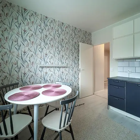 Rauhallinen 3 Huonetta Ja Keittioe Apartament Vaasa