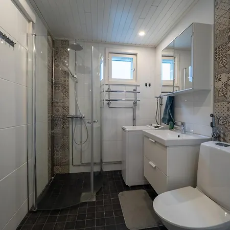 Apartament Rauhallinen 3 Huonetta Ja Keittioe Vaasa