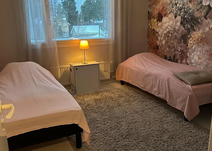 Rauhallinen 3 Huonetta Ja Keittioe * 바사